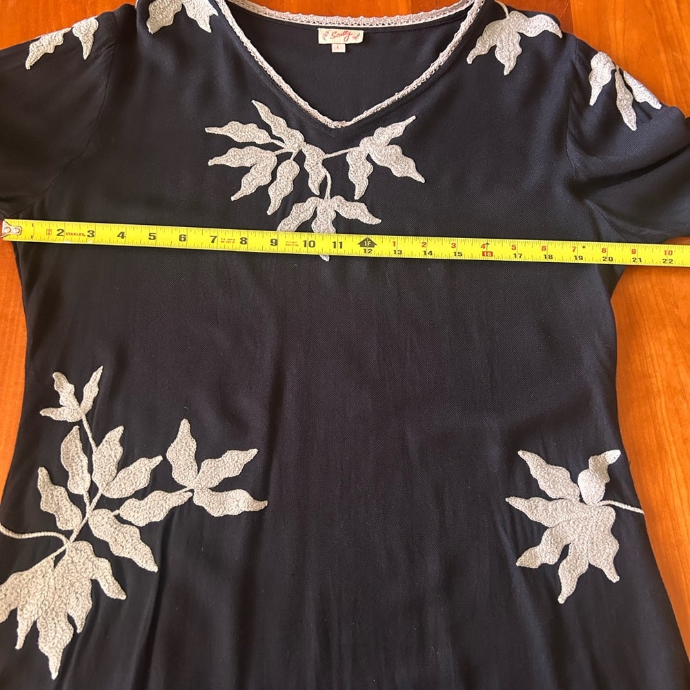 Scully Size Large Black With Gray Embroidery Tunic Top Lace Trim Western Boho - Picture 7 of 8